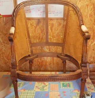 Carcasse de fauteuil en bois