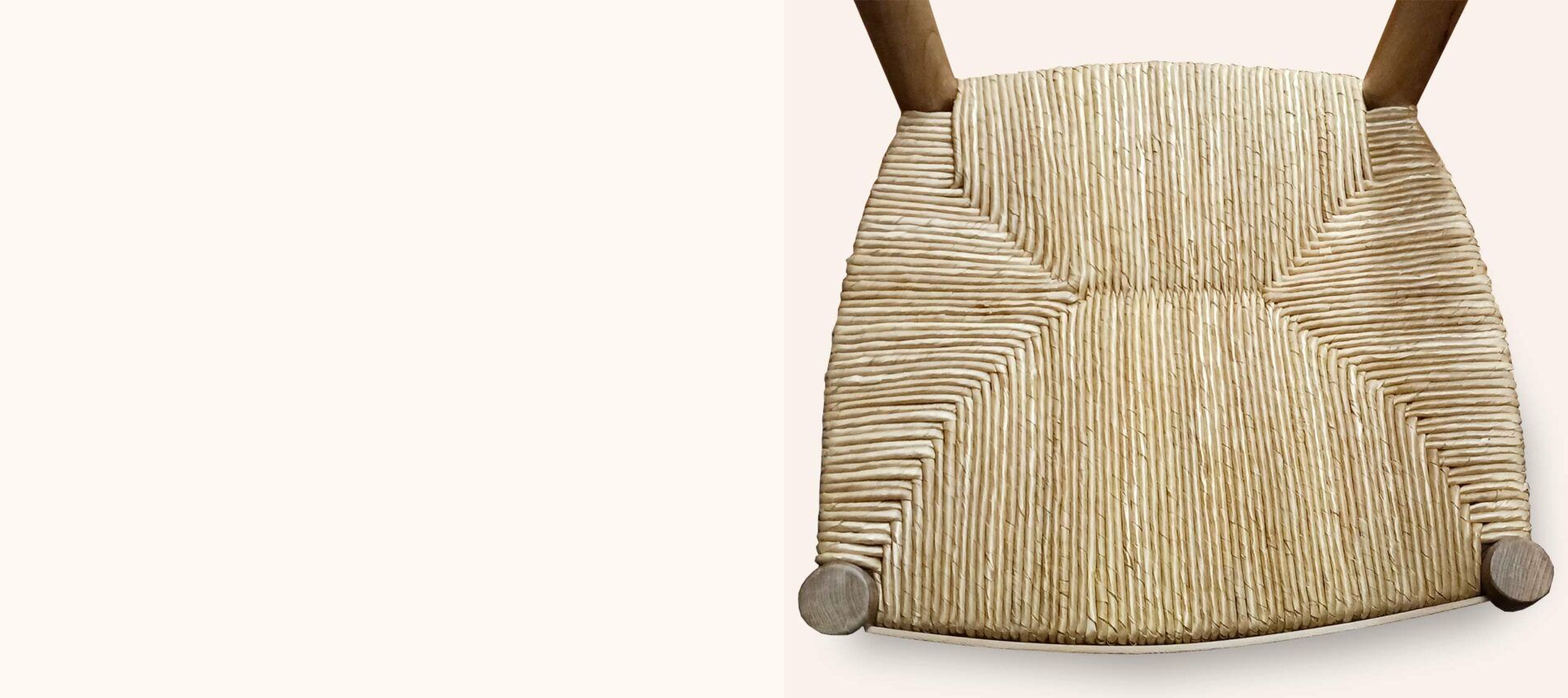 Rempaillage d'une chaise en bois avec peille de seigle